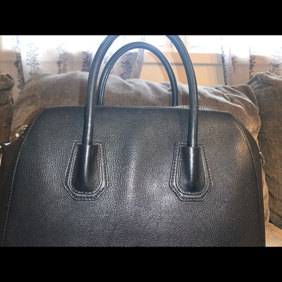 Givenchy Antigona bag- WILLING TO TRADE - Picture 5 of 6